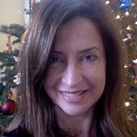 Elizabeth Joyce Photo 21