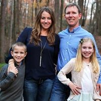 Julie Hogue Photo 19