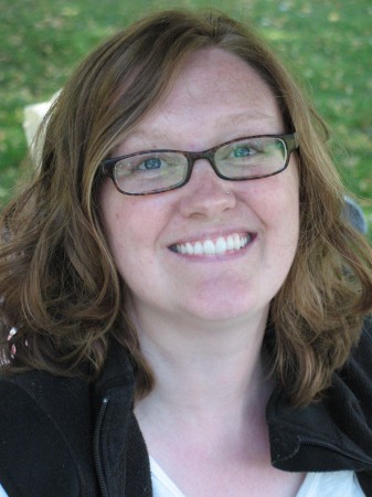Kristen Wolfe Photo 21