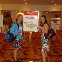 Kristin Thomson Photo 23