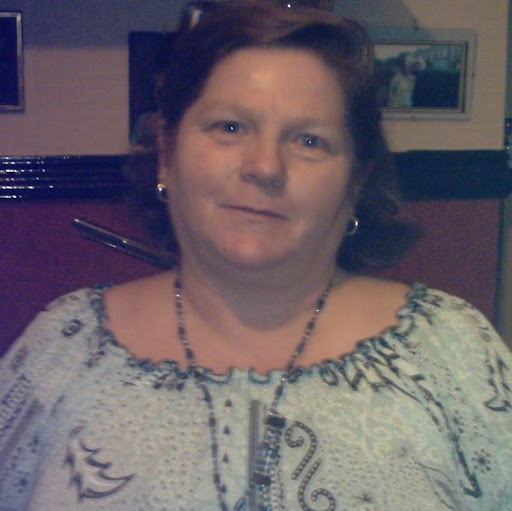 Christine Naylor Photo 8