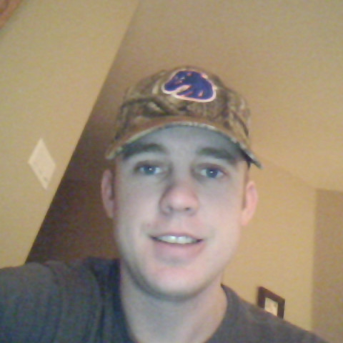 Travis Lowe Photo 32