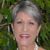 Anne Davidson Photo 46