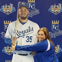 Lori Broderick Photo 11