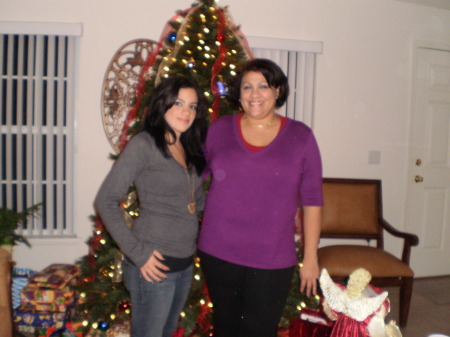 Annette Perez Photo 33