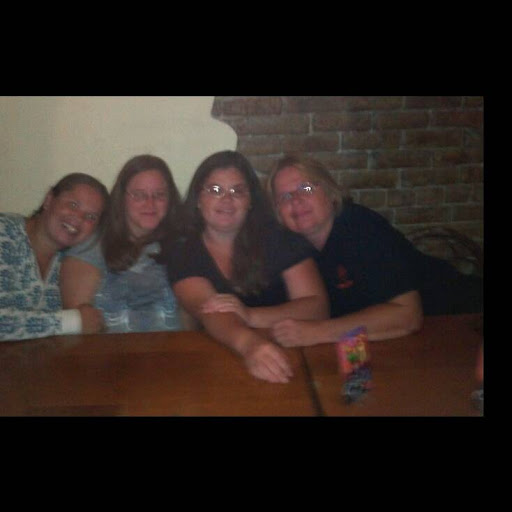 Ruth Oliver Photo 17