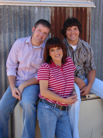 Traci Howard Photo 11