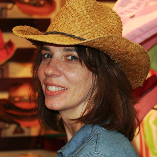 Karen Whitten Photo 26