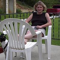 Beverly Hitchcock Photo 20