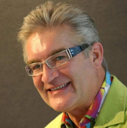 Roland Mills Photo 17