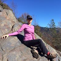 April Qualls Photo 21