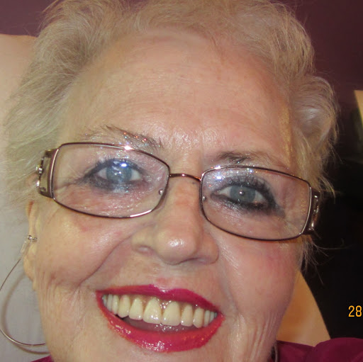 Carole Kerr Photo 6