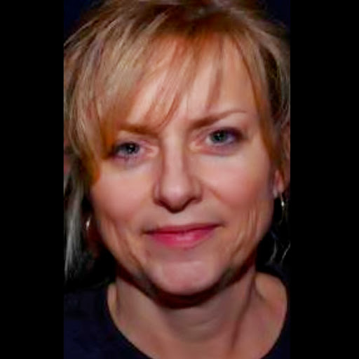 Lisa Blank Photo 15