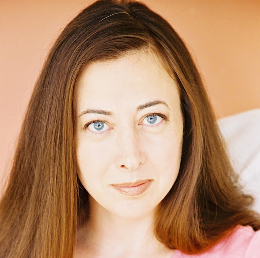 Stephanie Gaines Photo 40