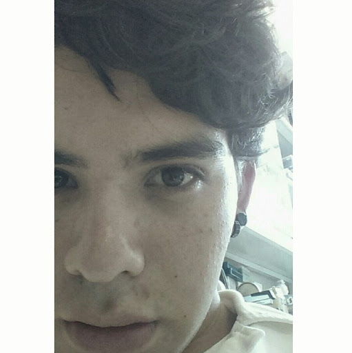 Eduardo Colin Photo 14