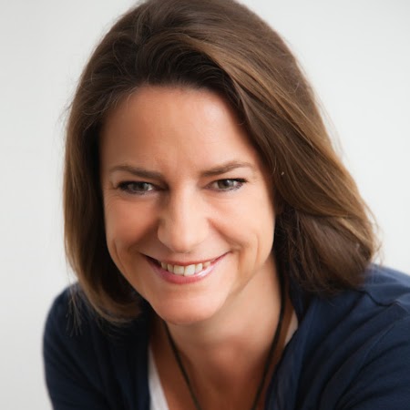 Julia Blake Photo 38