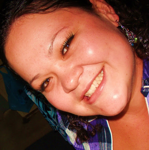 Nicole Houston Photo 13