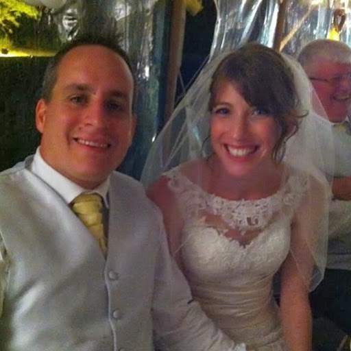 Faye Powell Photo 10