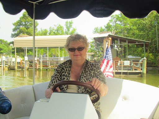 Suzanne Wolstenholme Photo 7