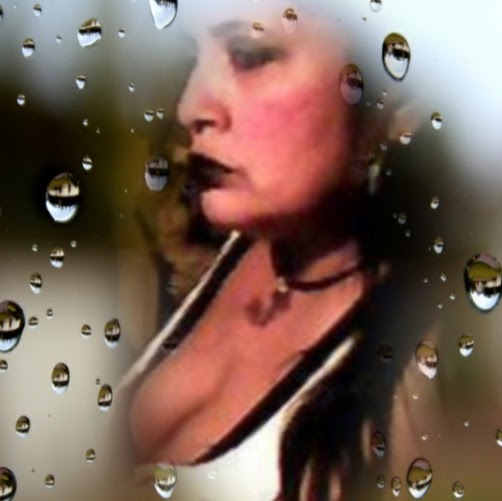 Janet Robles Photo 41