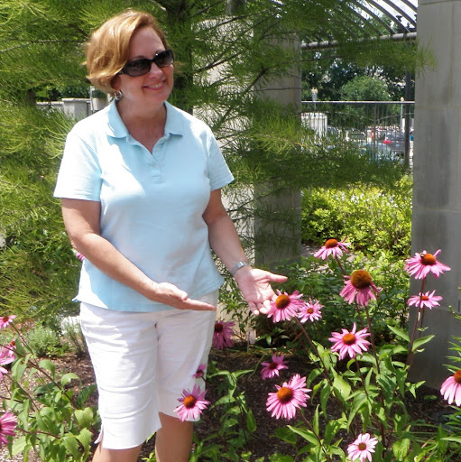 Julia Haines Photo 24