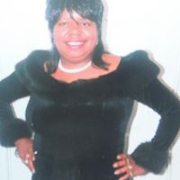 Pauline Gardner Photo 18