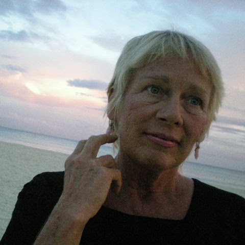 Kathryn Jones Photo 44