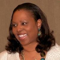 Angela Carr Photo 10