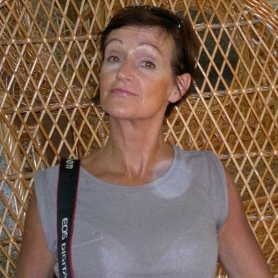 Angela Kruse Photo 17