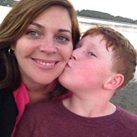 Robyn Mills Photo 22