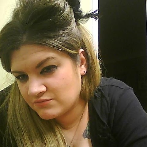 Samantha Wright Photo 19