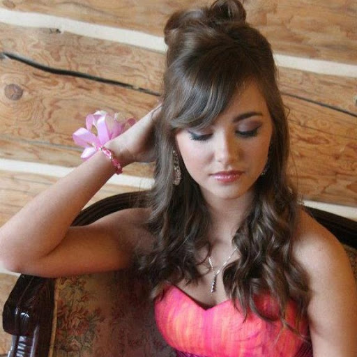 Stephanie Blank Photo 11