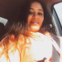 Elizabeth Aleman Photo 38