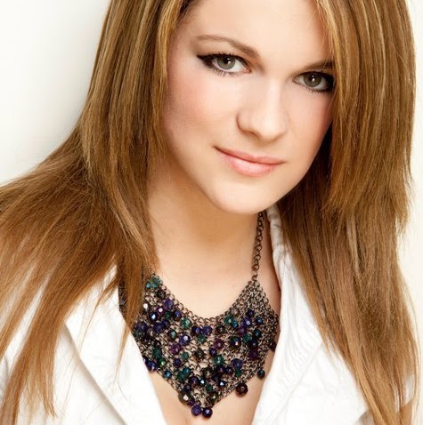 Amber Marshall Photo 18