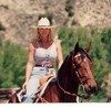 Danielle Myers Photo 7