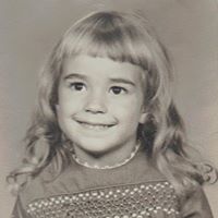 Susanne Short Photo 4