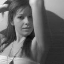 Sara Walton Photo 18