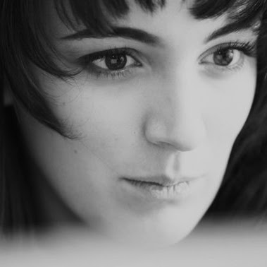 Sarah Steiner Photo 33