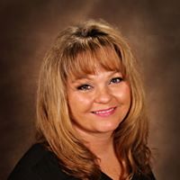 Connie Lynch Photo 10