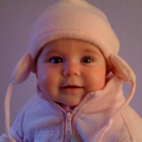 Emma Sims Photo 7