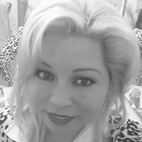 Maria Sandoval Photo 32