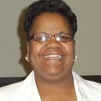 Vicki Cummings Photo 19