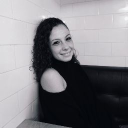 Eva Nieves Photo 15