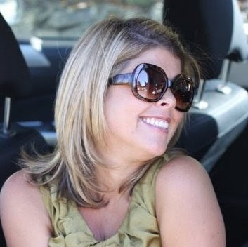 Michele Thomas Photo 26