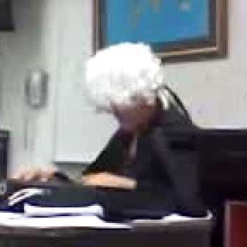 Andrew Peters Photo 13