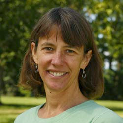 Julia Gilbert Photo 29