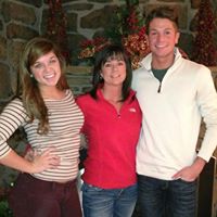 Lisa Manley Photo 16
