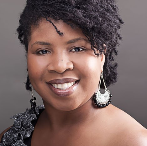 Adrienne Garrett Photo 9