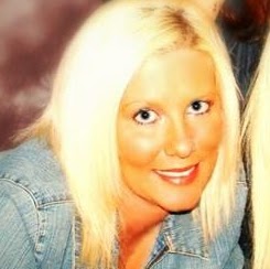Lisa Painter Photo 17