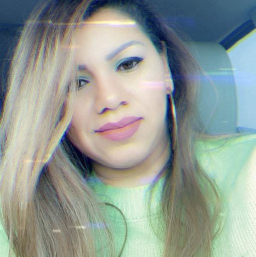 Nancy Flores Photo 8